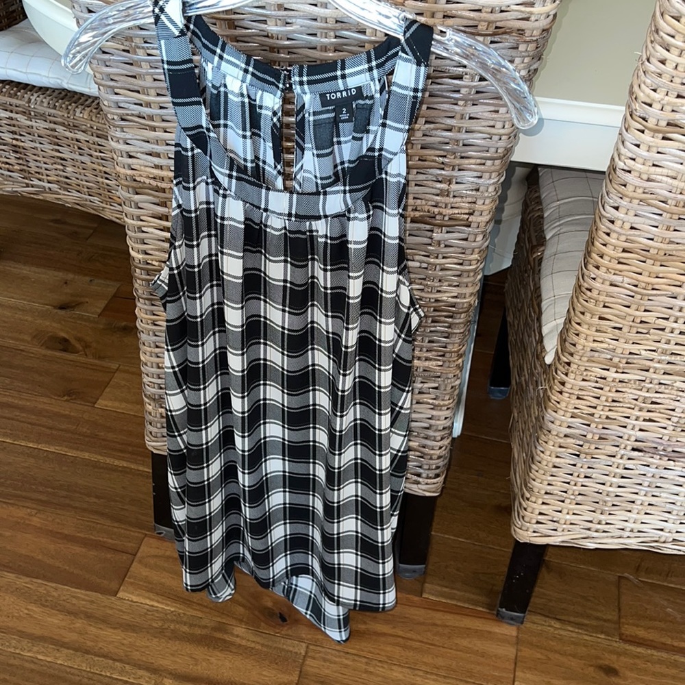 Torrid size 2X sleeveless top buffalo print
